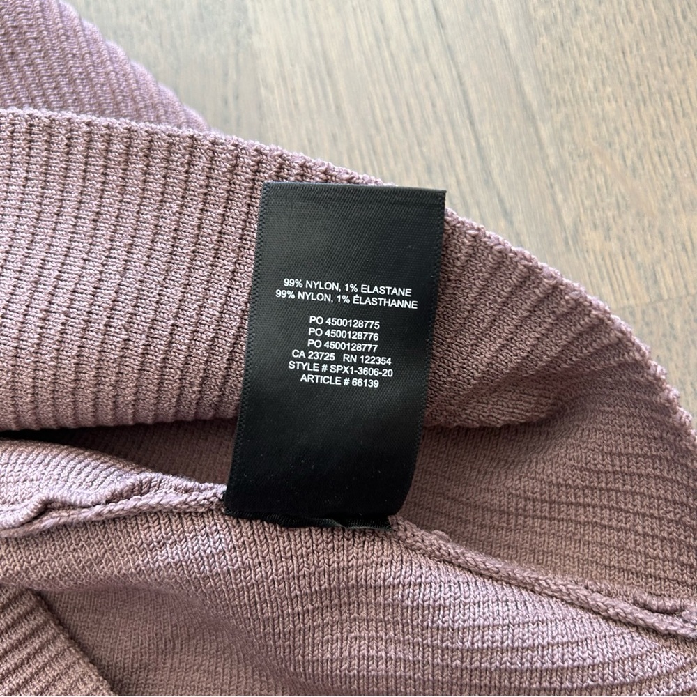Babaton Ribbed Square-Neck Crop Top in Mauve - Picture 6 of 10